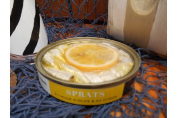 Sprats à l'huile d'olive et au citron.